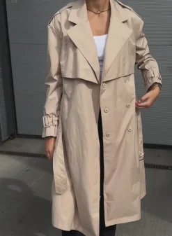 Recycled Tech Trench Coat*AIM’N Best