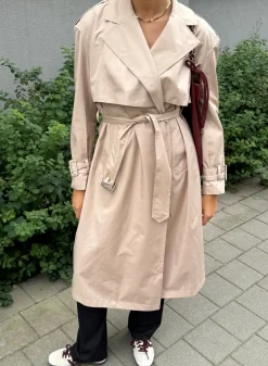 Recycled Tech Trench Coat*AIM’N Best