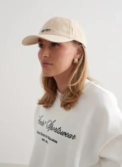 Small Logo Cap*AIM’N Discount