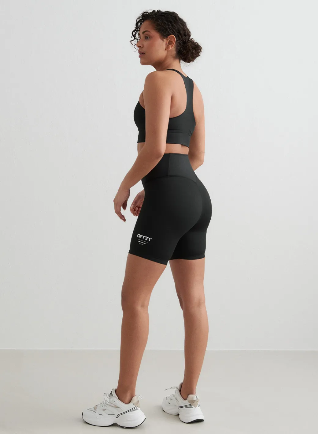 Black Edge Core Midi Shorts*AIM’N Clearance