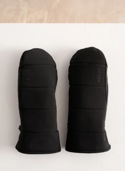 Black Padded Mittens*AIM’N Sale