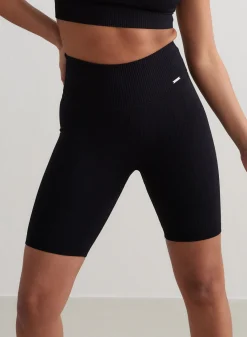 Ribbed Seamless Biker Shorts*AIM’N Outlet