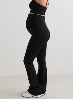 Black Ribbed Seamless Flare Maternity Tights*AIM’N Online