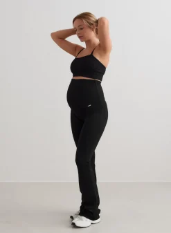 Black Ribbed Seamless Flare Maternity Tights*AIM’N Online