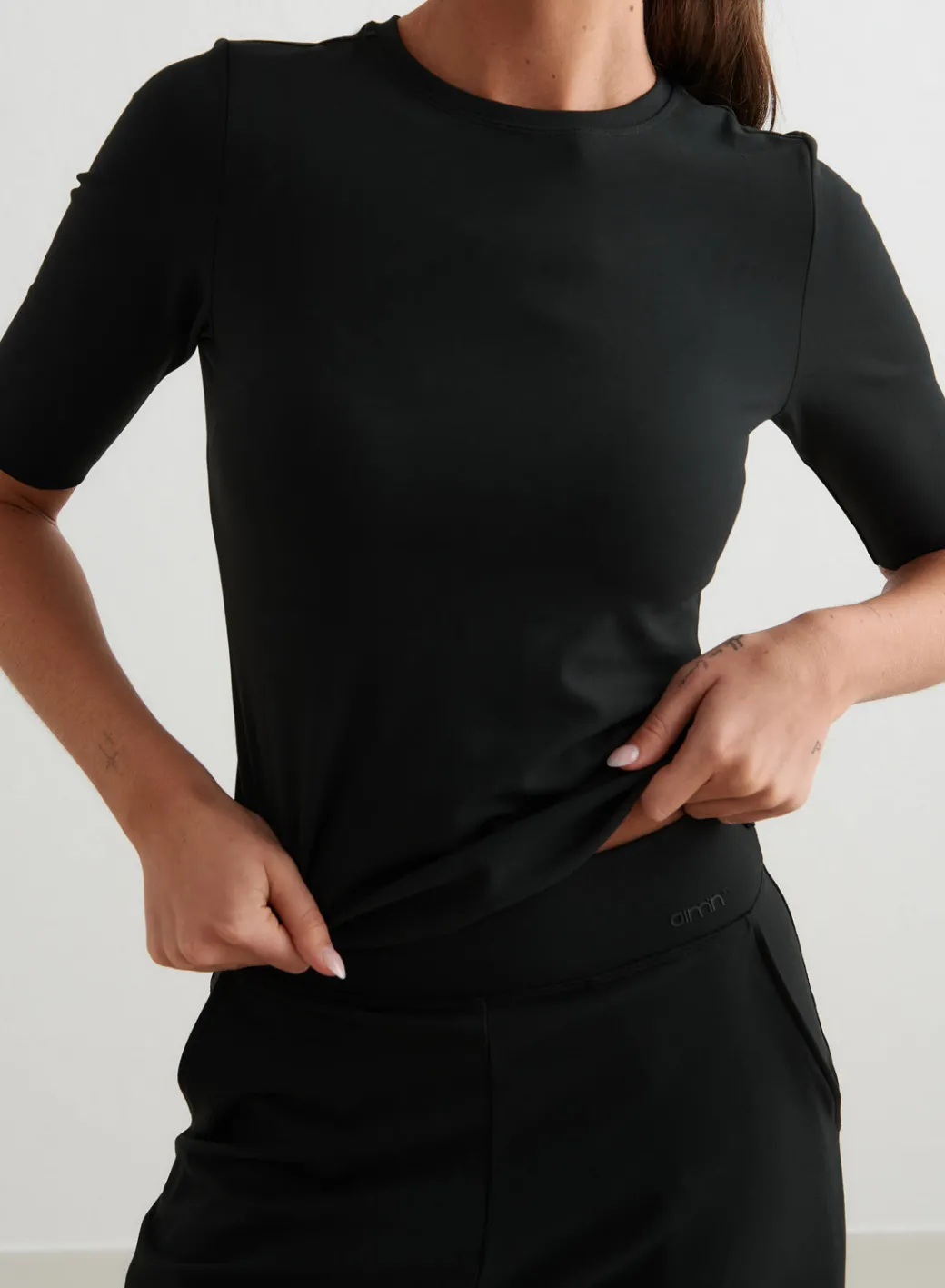Sense Half Sleeve Top*AIM’N Outlet