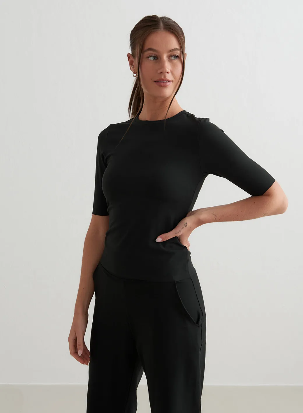 Sense Half Sleeve Top*AIM’N Outlet