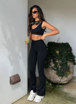 Shape Seamless Flare Tights*AIM’N