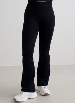 Black Shape Seamless Flare Petite Tights*AIM’N New