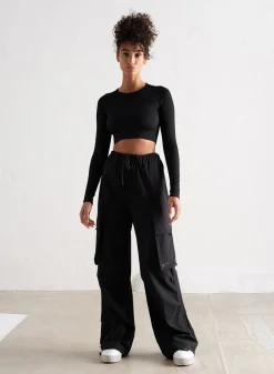 Windbreaker Parachute Pants*AIM’N Online