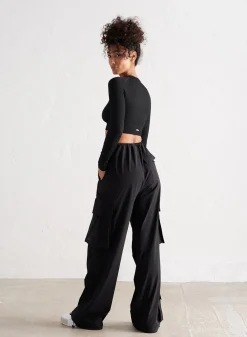 Windbreaker Parachute Pants*AIM’N Online