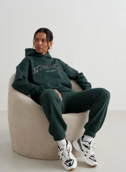 Varsity Classic Sweatpants*AIM’N Hot