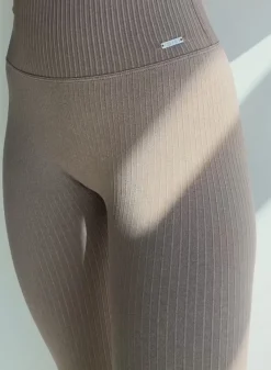 Ribbed Seamless Tights*AIM’N Hot