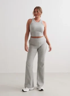 Ease Ribbed Tank Top*AIM’N Outlet