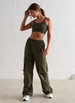 Windbreaker Parachute Pants*AIM’N