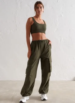 Windbreaker Parachute Pants*AIM’N