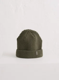 Beanie*AIM’N Hot