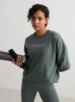 Serif Sweatshirt*AIM’N Best