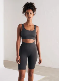 Ribbed Seamless Biker Shorts*AIM’N Outlet