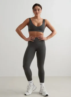 Shape Seamless Deep Cut Bra*AIM’N Best