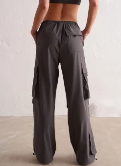 Windbreaker Parachute Pants*AIM’N Discount