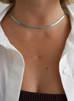 Waterproof Necklace*AIM’N Discount