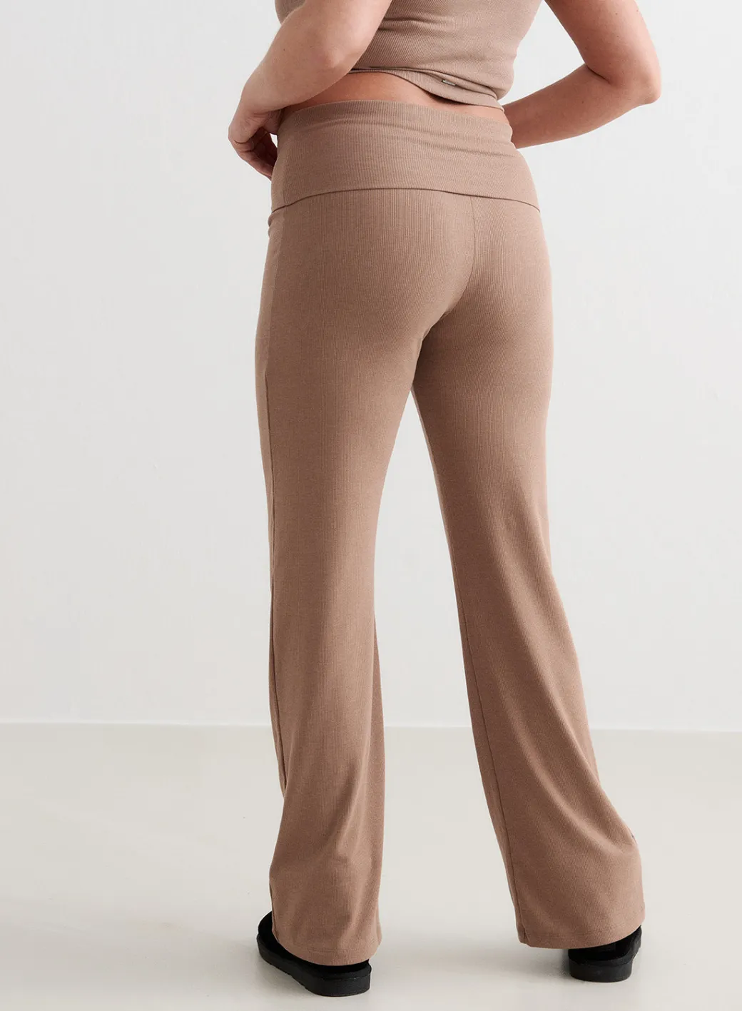 Ease Ribbed Pants*AIM’N Discount