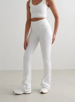 Ribbed Seamless Flare Tights*AIM’N Best